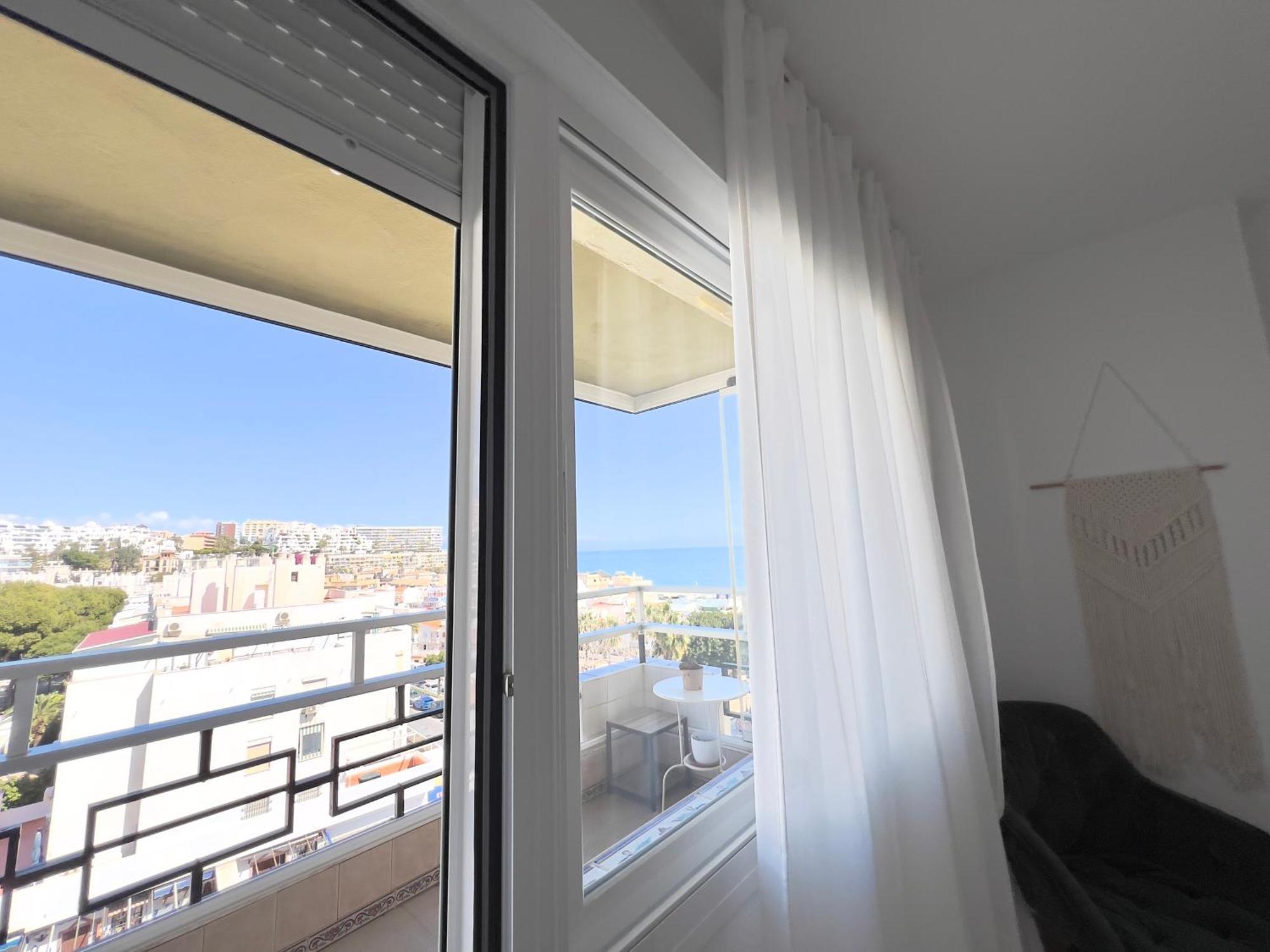 Apartamento En Carihuela Con Vistas Y Plaza De Garaje, Nucleo Cristal Torremolinos Exterior foto